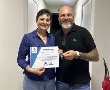 Cohapar entrega empreendimento com 24 apartamentos na capital