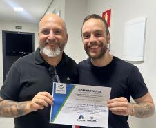 Cohapar entrega empreendimento com 24 apartamentos na capital