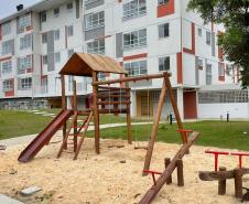 Cohapar entrega residencial com 184 casas e apartamentos em Curitiba