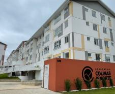 Cohapar entrega residencial com 184 casas e apartamentos em Curitiba