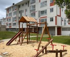 Cohapar entrega residencial com 184 casas e apartamentos em Curitiba