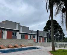Cohapar entrega residencial com 184 casas e apartamentos em Curitiba