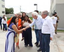 Programa Casa Fácil: vice-governador entrega residencial com 240 unidades em Londrina