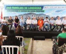 Programa Casa Fácil: vice-governador entrega residencial com 240 unidades em Londrina