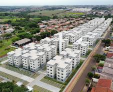 Programa Casa Fácil: vice-governador entrega residencial com 240 unidades em Londrina