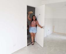 Programa Casa Fácil: vice-governador entrega residencial com 240 unidades em Londrina