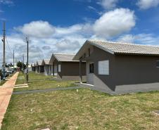 62 famílias de Loanda recebem as chaves da casa própria com ajuda do Governo do Estado