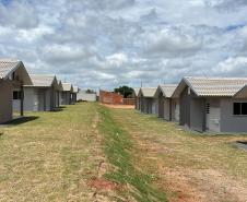 62 famílias de Loanda recebem as chaves da casa própria com ajuda do Governo do Estado