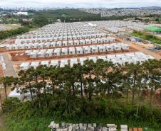 499 famílias de Ponta Grossa recebem chaves da casa própria com apoio do Estado