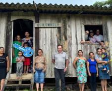 Cohapar entrega moradias para famílias quilombolas de Guaraqueçaba