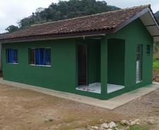 Cohapar entrega moradias para famílias quilombolas de Guaraqueçaba