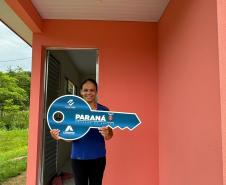 Cohapar entrega moradias para famílias quilombolas de Guaraqueçaba