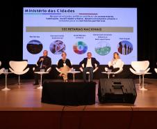Painéis debatem programas, parcerias e fontes de financiamento para habitação