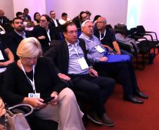 Painéis debatem programas, parcerias e fontes de financiamento para habitação