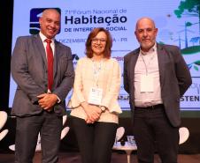 Painéis debatem programas, parcerias e fontes de financiamento para habitação