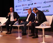 Painéis debatem programas, parcerias e fontes de financiamento para habitação