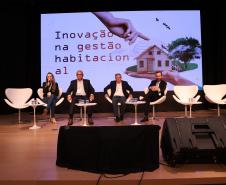 Painéis debatem programas, parcerias e fontes de financiamento para habitação