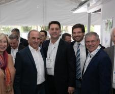 R$ 1,7 bilhão: Paraná firma convênio com BID e Caixa para novas fases do Casa Fácil