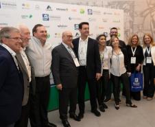 R$ 1,7 bilhão: Paraná firma convênio com BID e Caixa para novas fases do Casa Fácil