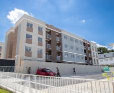 Com recursos do Casa Fácil, Cohapar entrega novo empreendimento com 96 apartamentos em Pinhais