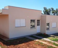 Cohapar entrega residencial com 80 casas em Joaquim Távora
