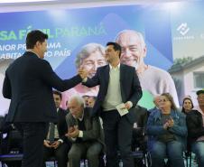 Convênio entre Cohapar e Sanepar vai levar banheiros a mais de 3 mil residências