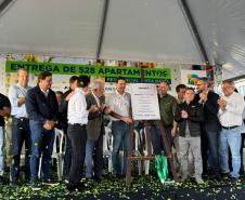  Sonho realizado: governador entrega residencial com 528 apartamentos em Guarapuava