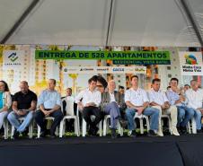  Sonho realizado: governador entrega residencial com 528 apartamentos em Guarapuava