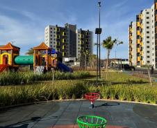  Sonho realizado: governador entrega residencial com 528 apartamentos em Guarapuava