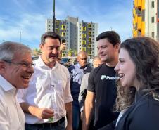  Sonho realizado: governador entrega residencial com 528 apartamentos em Guarapuava