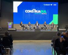 Presidente da Cohapar participa de painel sobre Habitação de Interesse Social no Construa Sul