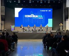 Presidente da Cohapar participa de painel sobre Habitação de Interesse Social no Construa Sul