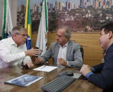 Cohapar realiza doação de áreas para regularização fundiária em Cascavel