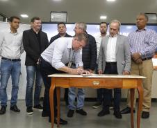 Cohapar realiza doação de áreas para regularização fundiária em Cascavel