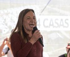 Com ajuda do Estado, 134 famílias de Andirá conquistam a casa própria