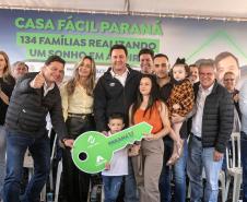 Com ajuda do Estado, 134 famílias de Andirá conquistam a casa própria
