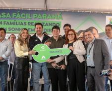 Com ajuda do Estado, 134 famílias de Andirá conquistam a casa própria