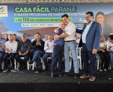 Casa Fácil: governador entrega residencial com 84 moradias em Paiçandu