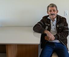 Com piscina e mobília, Ratinho Junior inaugura Condomínio do Idoso de Arapongas