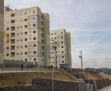 Entrega de dois módulos do Residencial Cores de Outono beneficia 256 famílias na capital