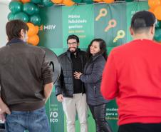 Entrega de dois módulos do Residencial Cores de Outono beneficia 256 famílias na capital