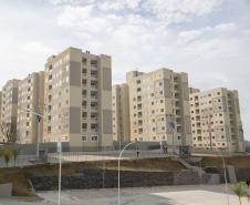 Entrega de dois módulos do Residencial Cores de Outono beneficia 256 famílias na capital