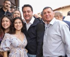 Ratinho Junior inaugura conjunto residencial com 51 casas em Guapirama