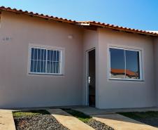 Ratinho Junior inaugura conjunto residencial com 51 casas em Guapirama