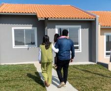 Estado investe quase R$ 1 milhão para ajudar 46 famílias de Irati a comprarem a casa própria