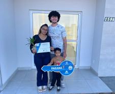 Cohapar entrega mais um módulo do Residencial Novo Bronzel com 47 imóveis subsidiados pelo Estado