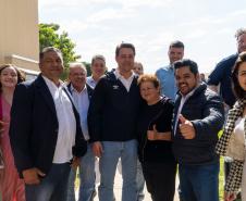 Governador entrega condomínio com 88 apartamentos em Santo Antônio da Platina