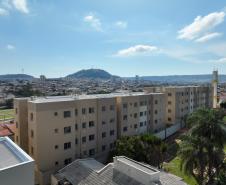 Governador entrega condomínio com 88 apartamentos em Santo Antônio da Platina
