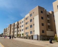 Governador entrega condomínio com 88 apartamentos em Santo Antônio da Platina