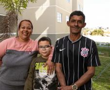Estado entrega residencial com 128 apartamentos para atender famílias de Londrina
